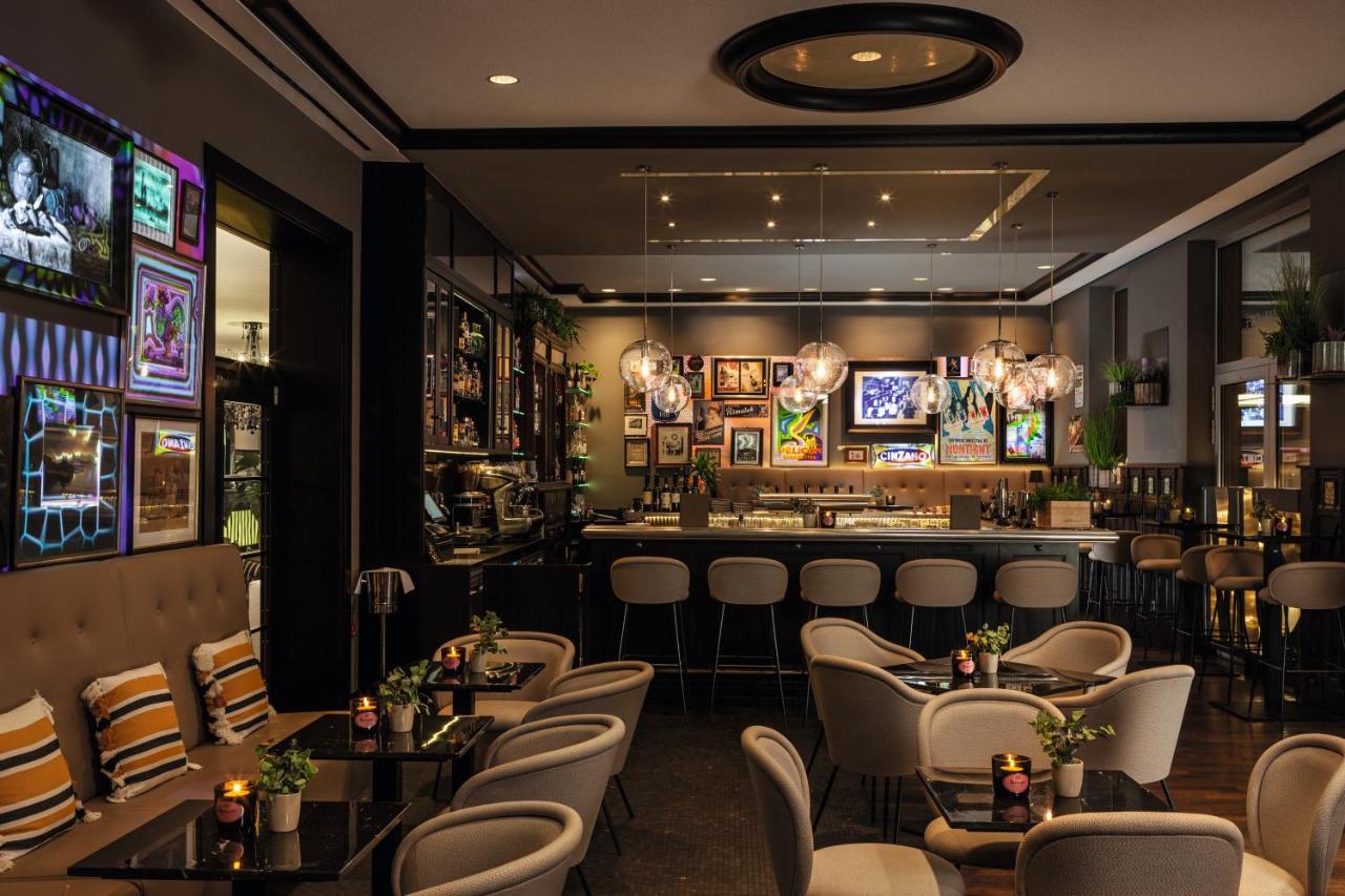Hotel Maximilian'S اوغسبورغ المظهر الخارجي الصورة The Sports Bar