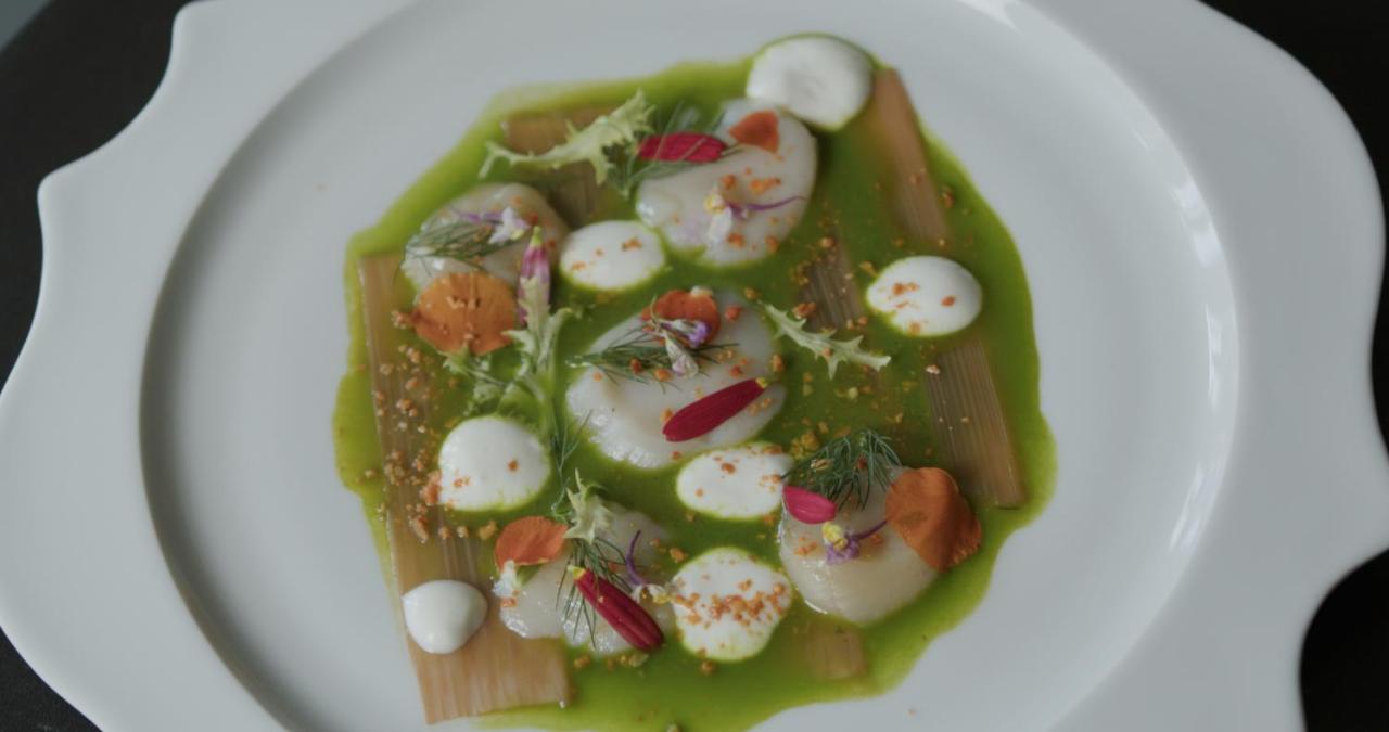 Hotel Maximilian'S اوغسبورغ المظهر الخارجي الصورة A dish from the restaurant